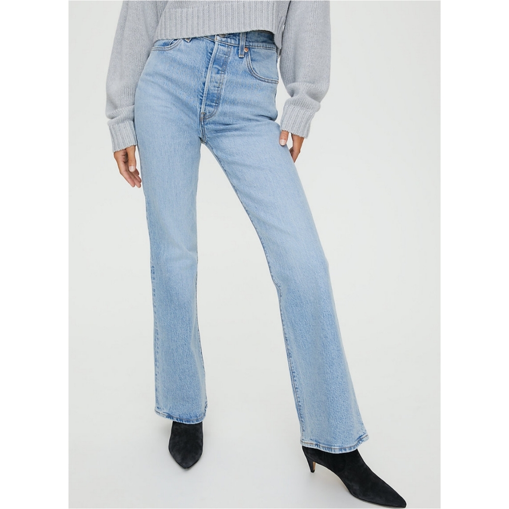 Levi's Ribcage Flare Tango light premium jeans NWT - Picture 3 of 8